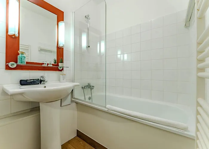 Bright Modern - Balcony With Panoramic Mountain Views - Olympiades